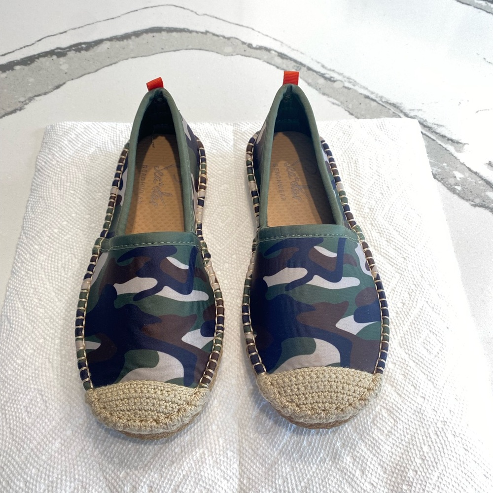 Sea Star Beachwear Girls Camo Beachcomber Espadrille Size 1